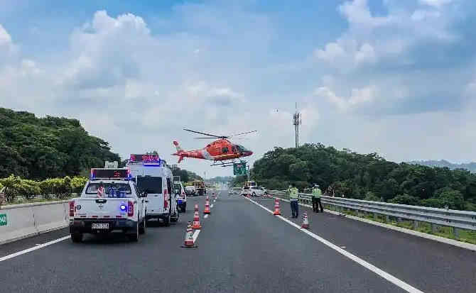 德格高速公路汽车救援案例